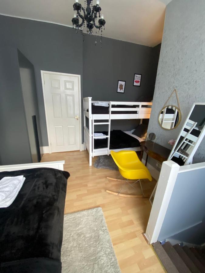 Ann Apartments Opposite The Pier With Sea View Portsmouth Exteriér fotografie
